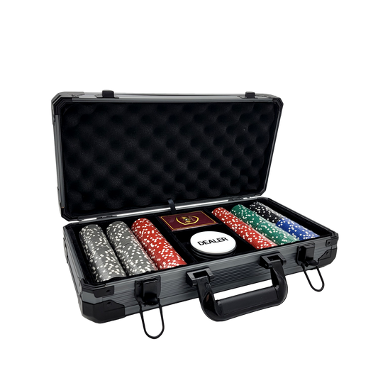 300 PCS 13.5g Skull Poker Chips Set with Black Aluminum Case MRCpoker
