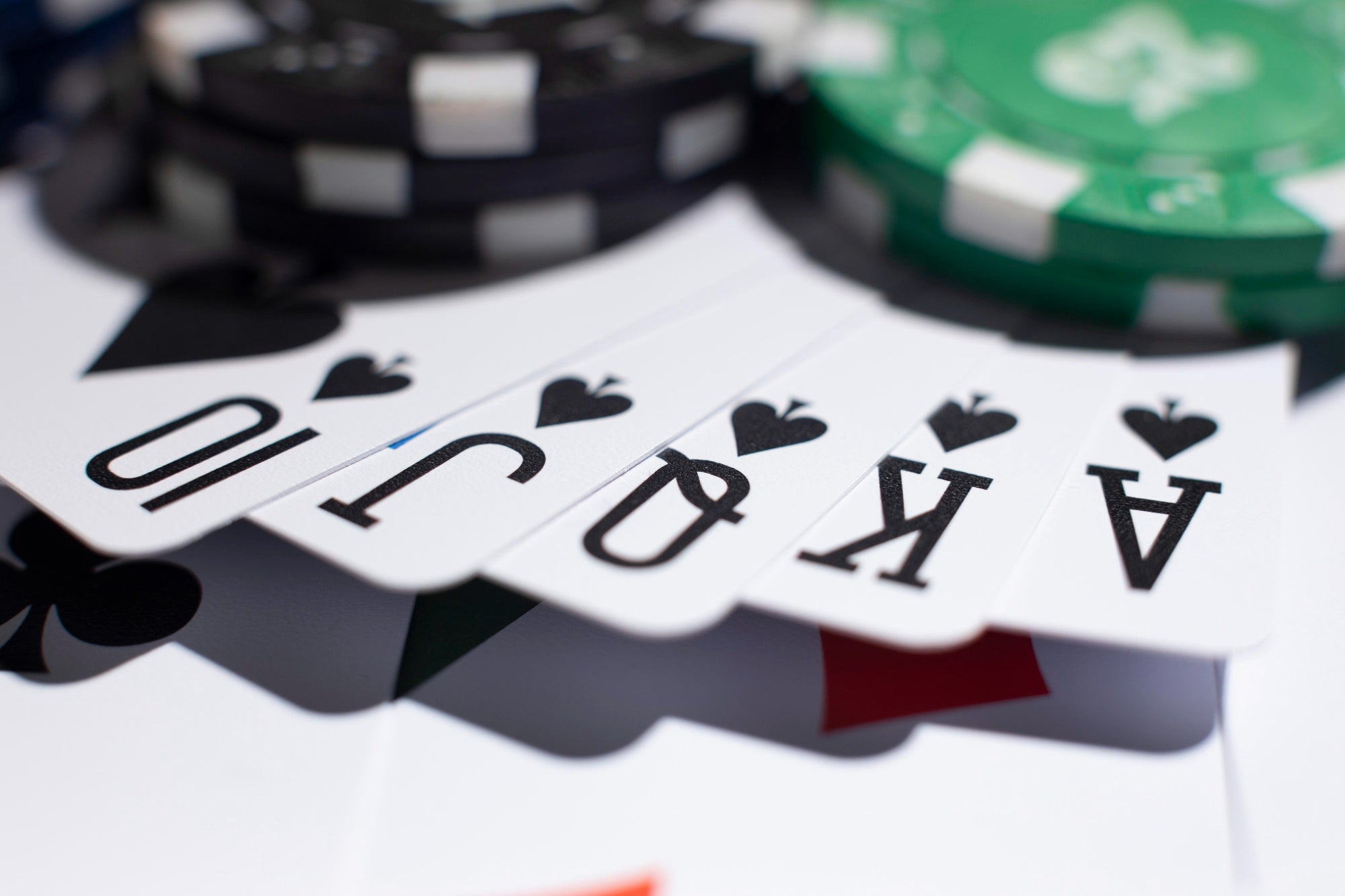 Why Quality Poker Supplies Make a Difference in Your Game?